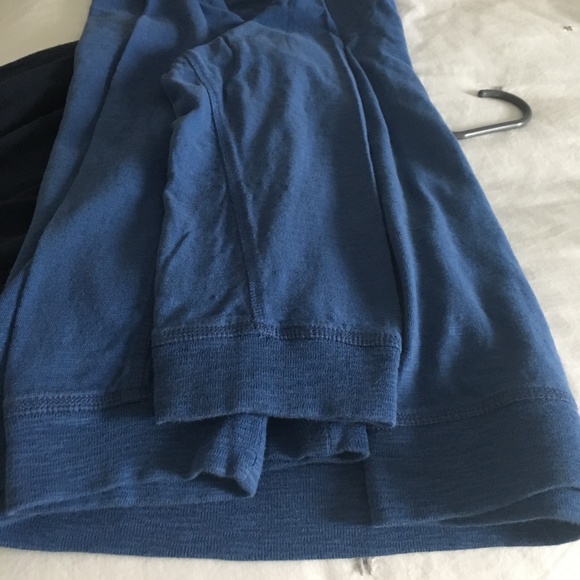 Hudson North - Long Sleeve Tee Shirt - HOLIDAY SALE - Picture 4 of 5